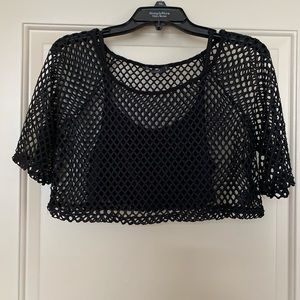 Black crop top
